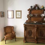 Charming Front Sea