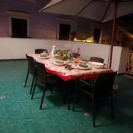 Charming Front Sea * Ίσκια