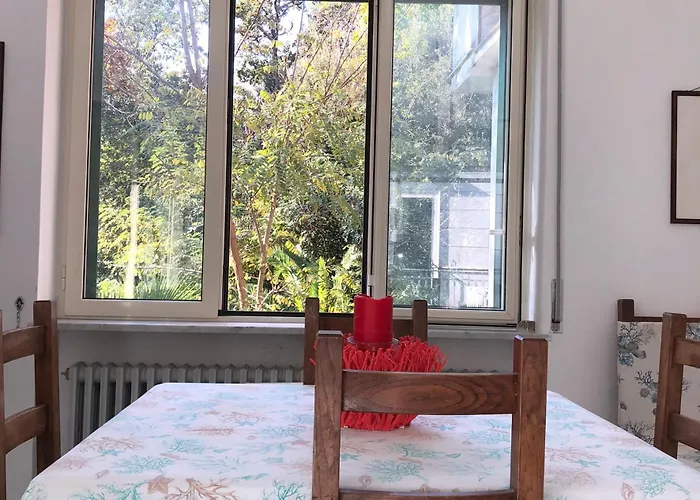 Charming Front Sea *