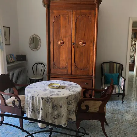 Charming Front Sea Isquia