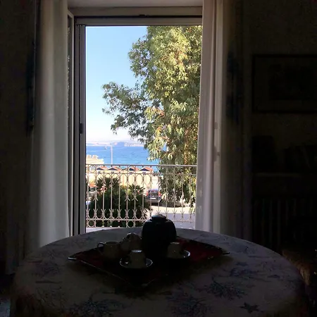 Apartmán Charming Front Sea *