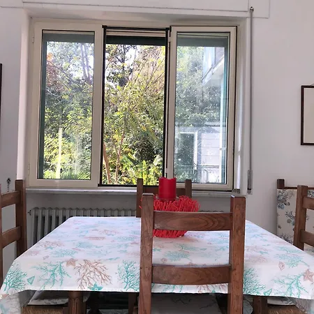 Charming Front Sea *